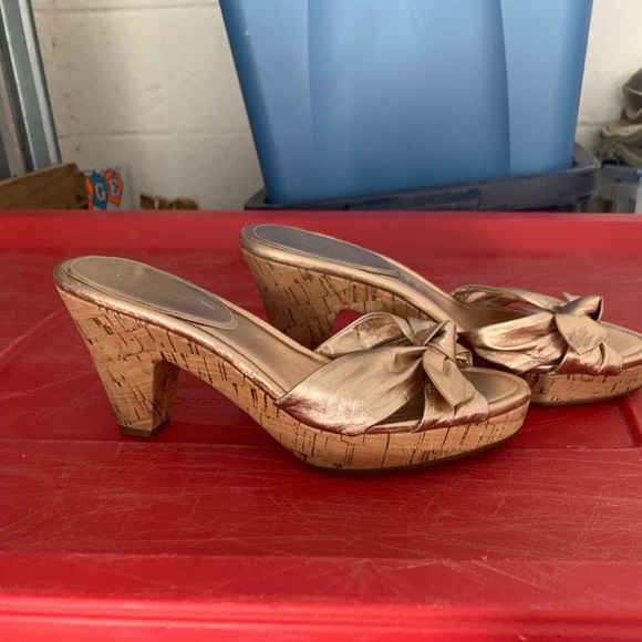 Hells - Picture 4 of 4